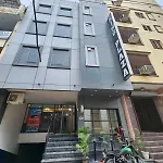 Hotel Grand King